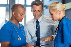 news thumb responding to negative reviews